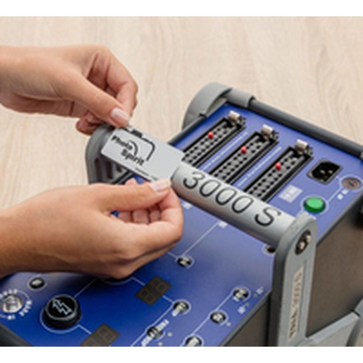 V7H0476BD9CDF96BED86DC5A438FF883E5DR4814506P3