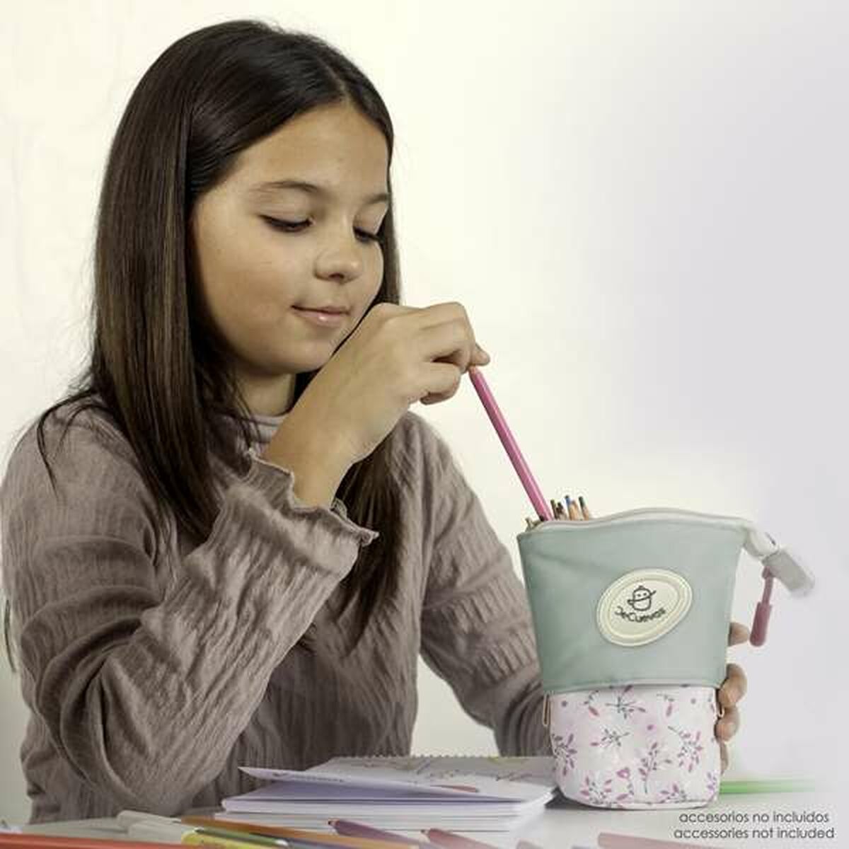 V9HE9D798B5915A80B1EEB8C200F0F4CFCAR6685505P4