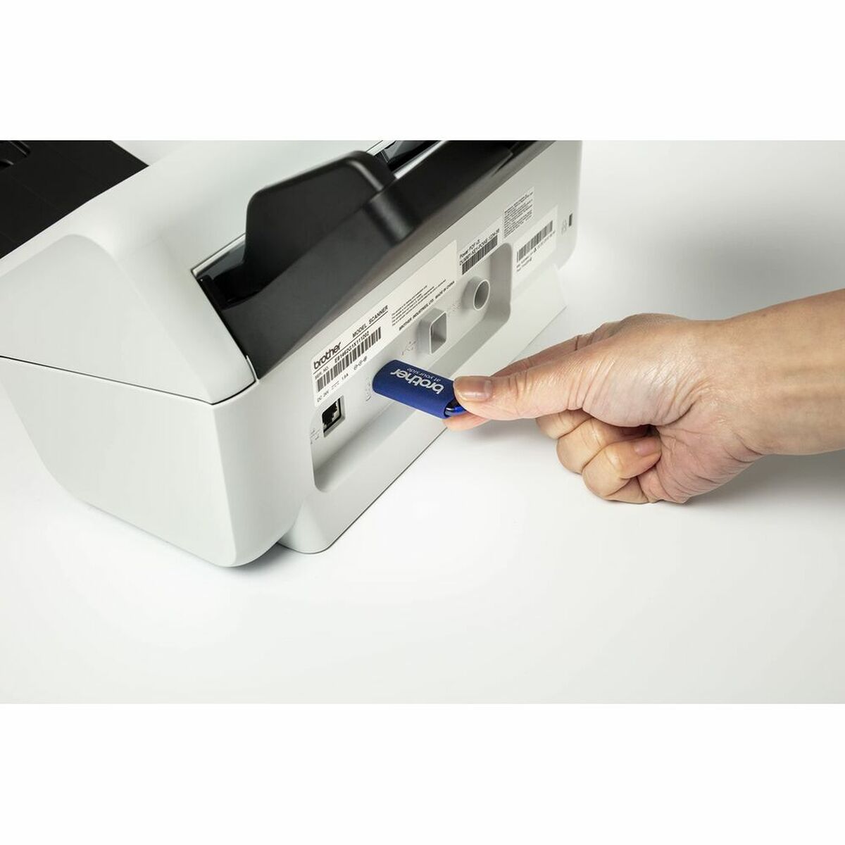 V7HBF9692507563A27B2B49CBD690508C2FR2258312P3