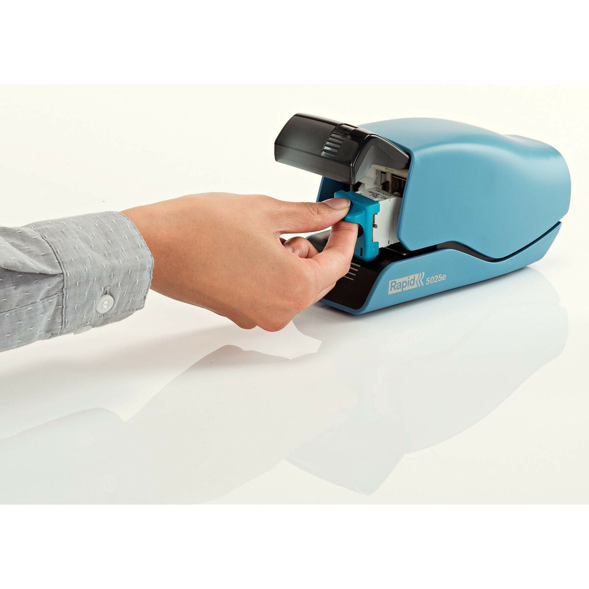 V7HFC639E2F4E3A8FD567411E4E3BB7FD17R4408021P2