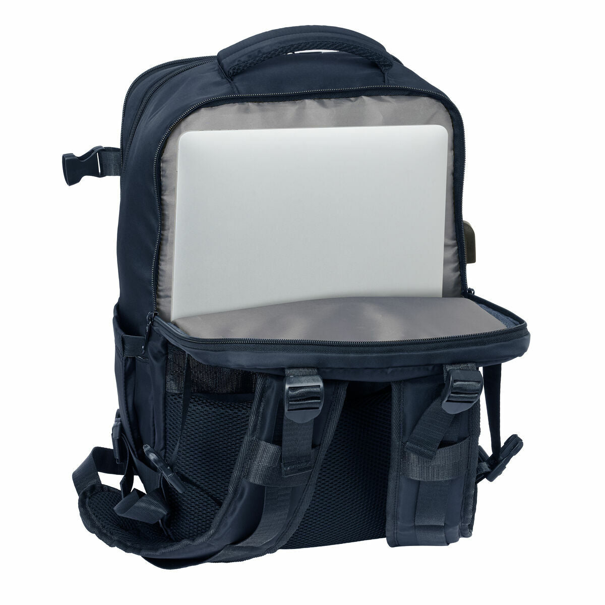 V5HCF40C77EFFD0A8F3E111D5AEF7BF3BD0R5814665P7