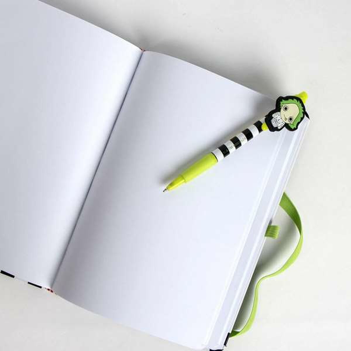 V5H81D23CEF6A7DAA081B74BC5708E8C217R5522600P5