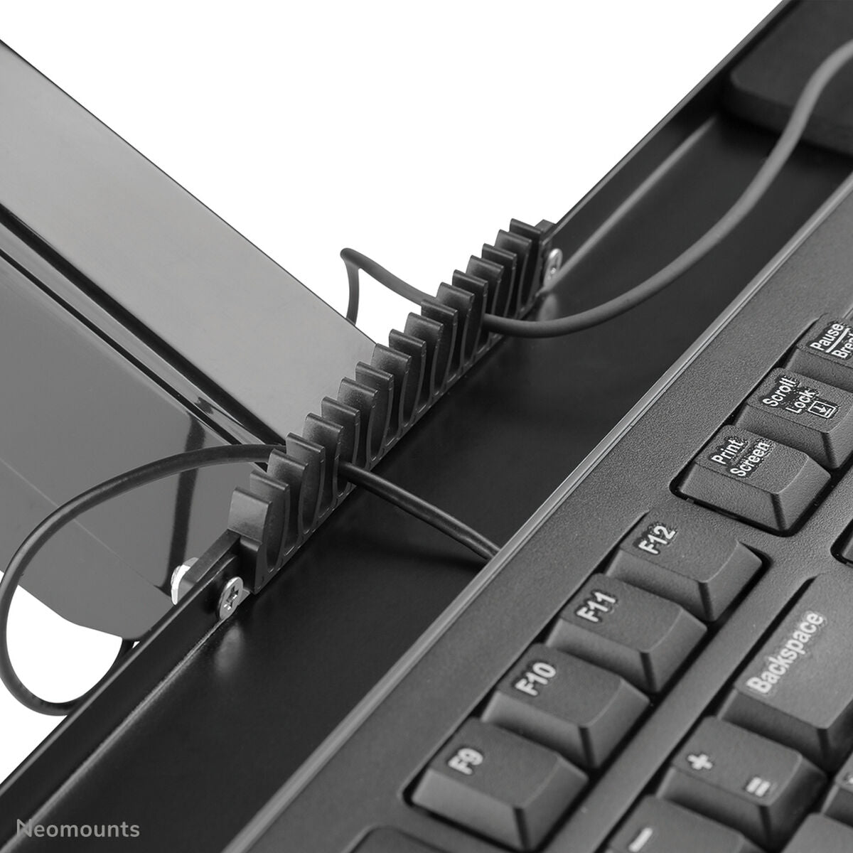 V6H8475AF8C18EE264C089A7A0C24A3994AR4418918P1